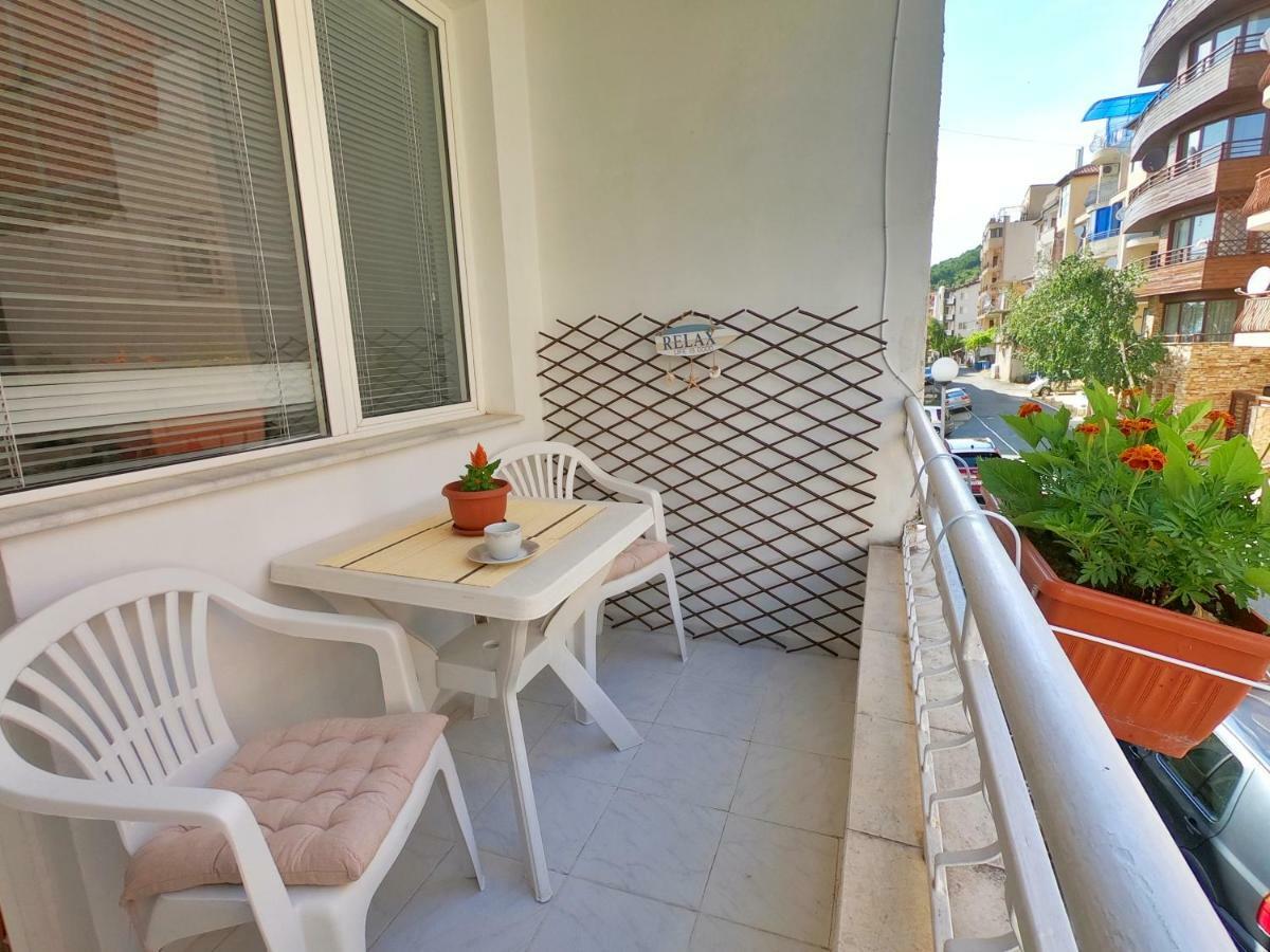 Apartment In St. Vlas With Terrace Szveti Vlasz Kültér fotó