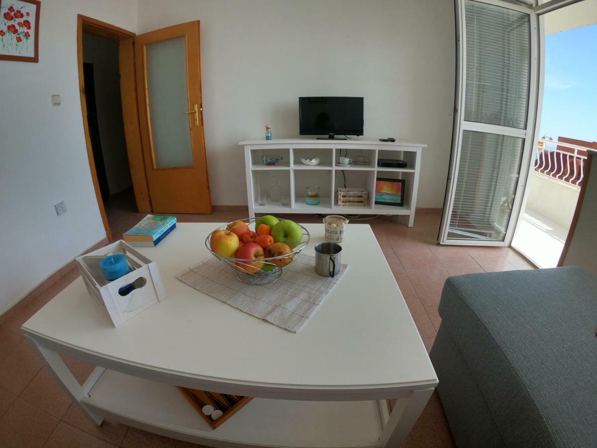 Apartment In St. Vlas With Terrace Szveti Vlasz Kültér fotó