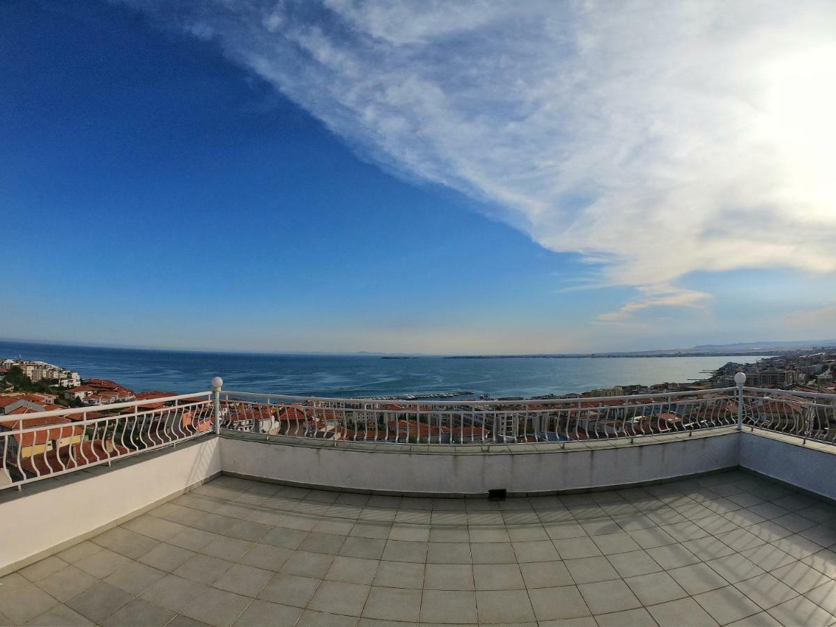 Apartment In St. Vlas With Terrace Szveti Vlasz Kültér fotó